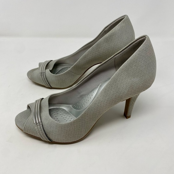 Women’s Elegant Gray Peep-Toe Heels Size 9 - Picture 4 of 9
